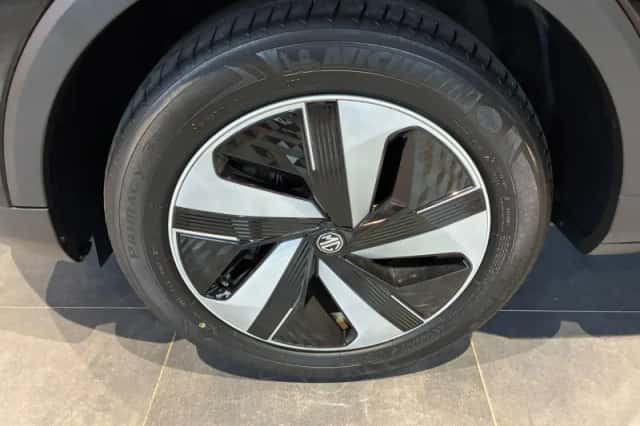 MG ZS EV (2022) thumbnail 3
