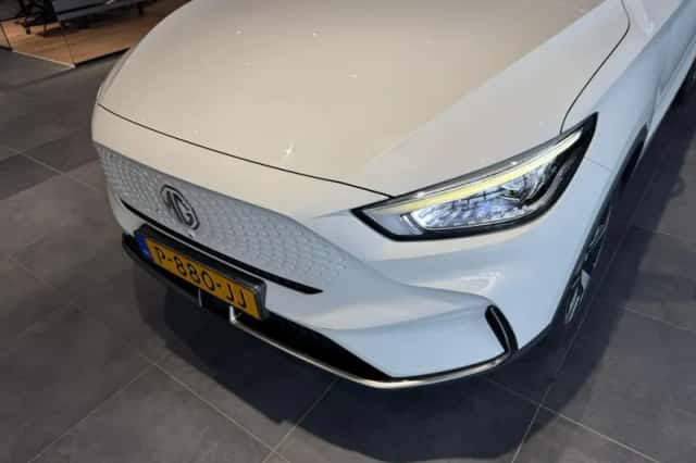 MG ZS EV (2022) thumbnail 5