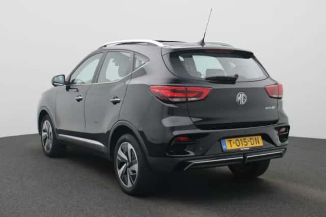 MG ZS EV (2023) thumbnail 2