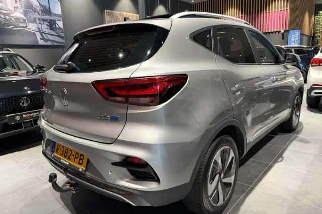 MG ZS EV (2022) thumbnail 5