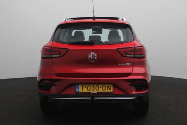 MG ZS EV (2023) thumbnail 6