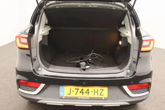 MG ZS EV (2020) thumbnail 13