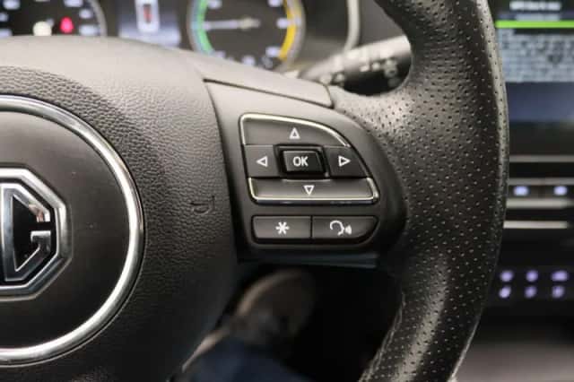 MG ZS EV (2020) thumbnail 18