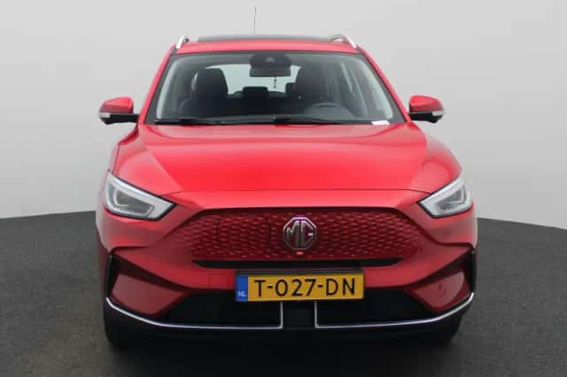 MG ZS EV (2023) thumbnail 3