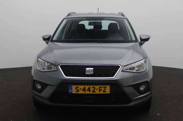 SEAT Arona (2018) thumbnail 3