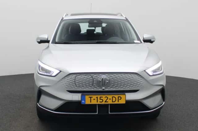 MG ZS EV (2023) thumbnail 4