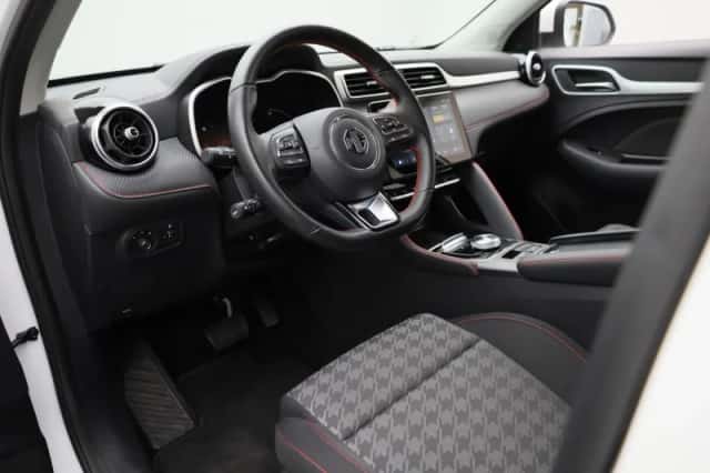 MG ZS EV (2023) thumbnail 17
