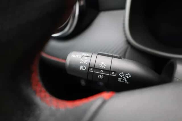 MG ZS EV (2023) thumbnail 21