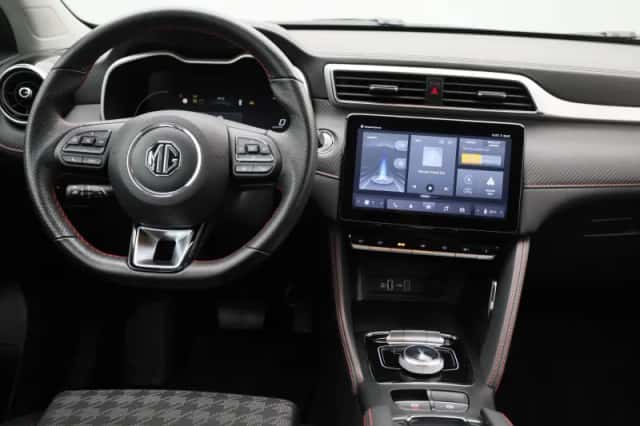 MG ZS EV (2023) thumbnail 8