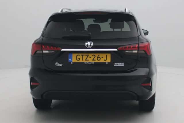 MG MG5 (2024) thumbnail 6