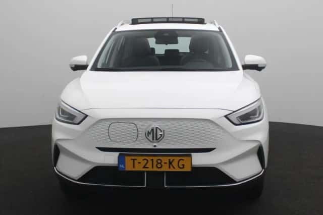 MG ZS EV (2023) thumbnail 4
