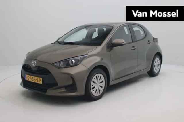 Toyota Yaris (2023) thumbnail 1