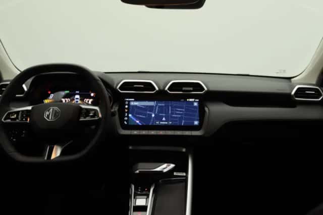MG ZS (2025) thumbnail 7