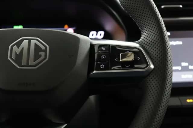 MG ZS (2025) thumbnail 21