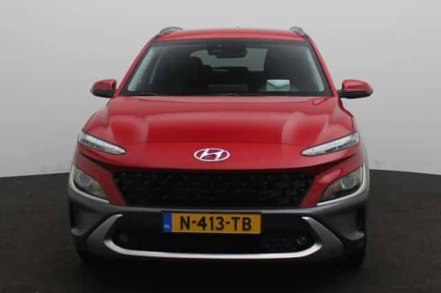 Hyundai Kona (2022) thumbnail 3