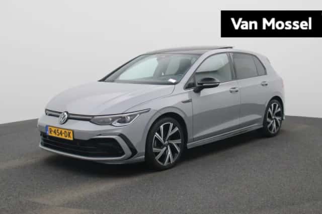 Volkswagen Golf (2021) thumbnail 1