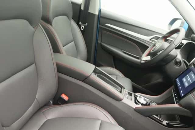 MG ZS EV (2025) thumbnail 24
