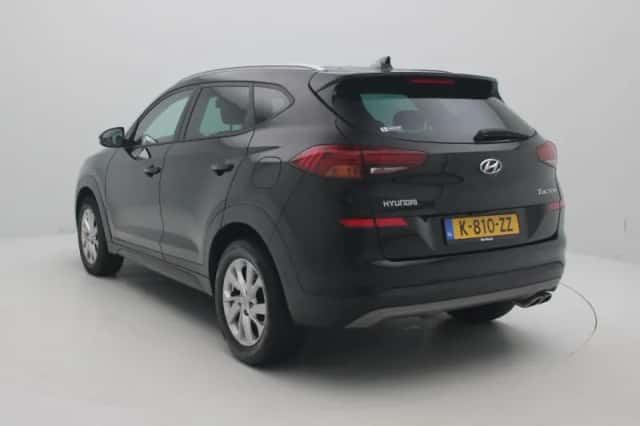 Hyundai Tucson (2019) thumbnail 2