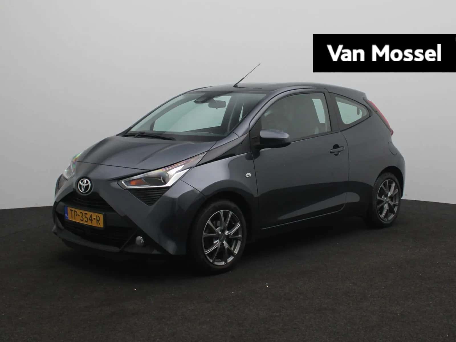 Toyota Aygo (2018) — foto 1
