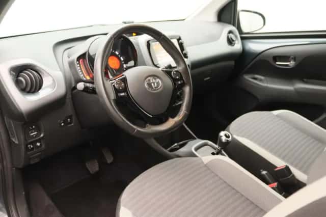 Toyota Aygo (2018) thumbnail 22