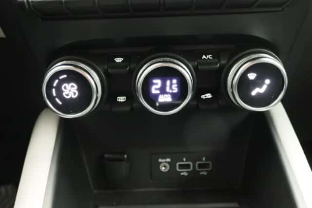 Renault Captur (2020) thumbnail 14
