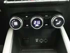 Renault Captur (2020) thumbnail 14
