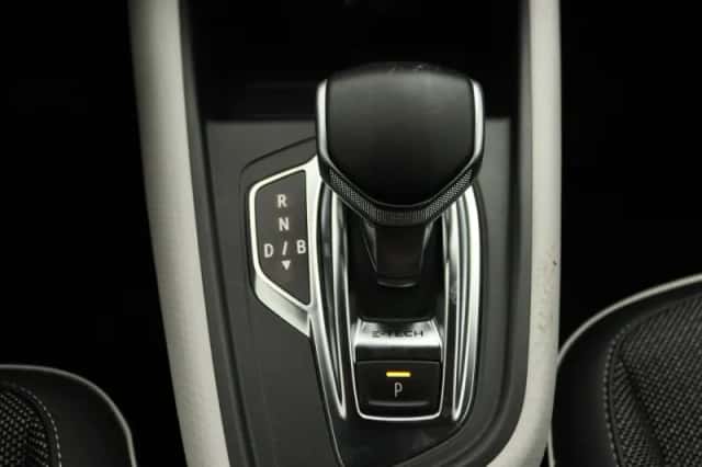 Renault Captur (2020) thumbnail 15