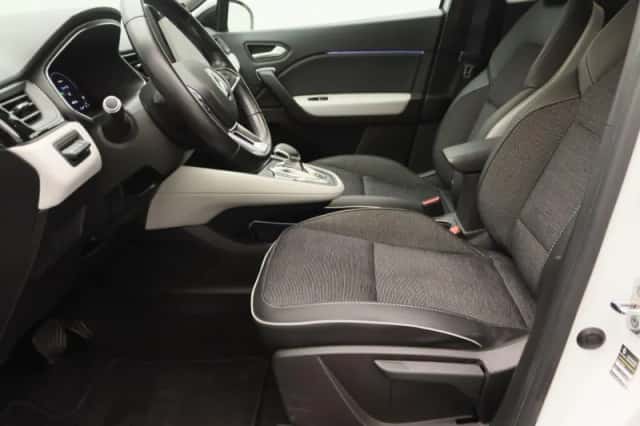 Renault Captur (2020) thumbnail 16
