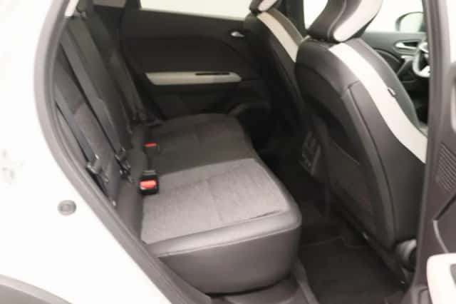 Renault Captur (2020) thumbnail 29