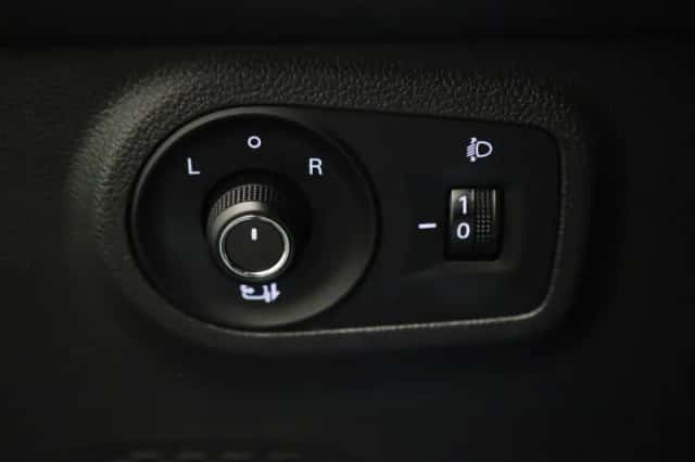 MG ZS EV (2021) thumbnail 28