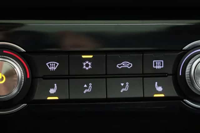MG ZS EV (2020) thumbnail 22