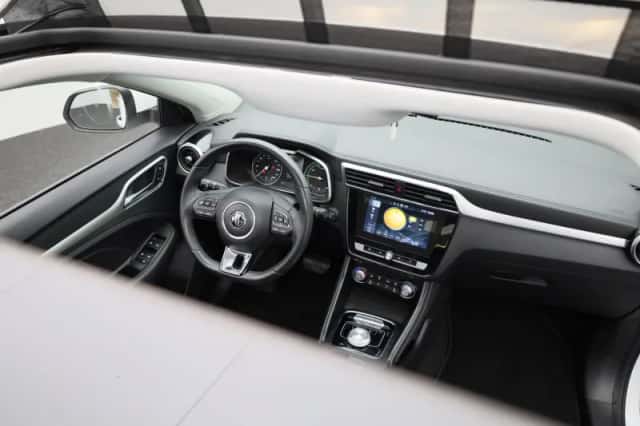MG ZS EV (2020) thumbnail 33
