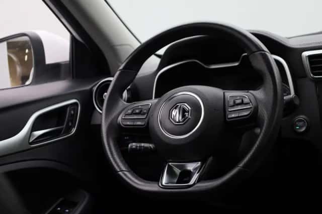 MG ZS EV (2020) thumbnail 36