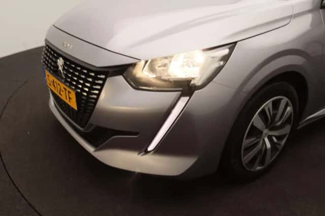 Peugeot 208 (2023) thumbnail 20
