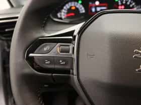 Peugeot 208 (2023) thumbnail 23