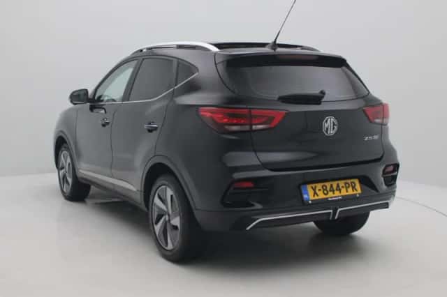 MG ZS EV (2023) thumbnail 3