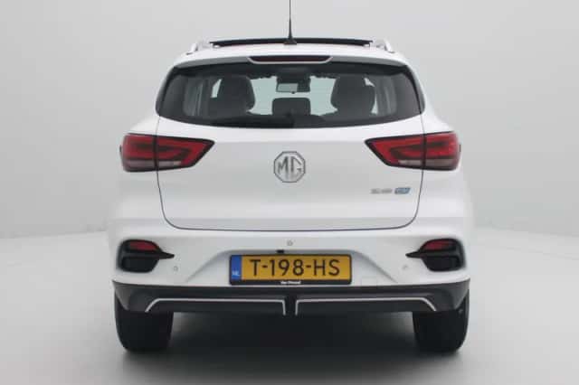 MG ZS EV (2023) thumbnail 5