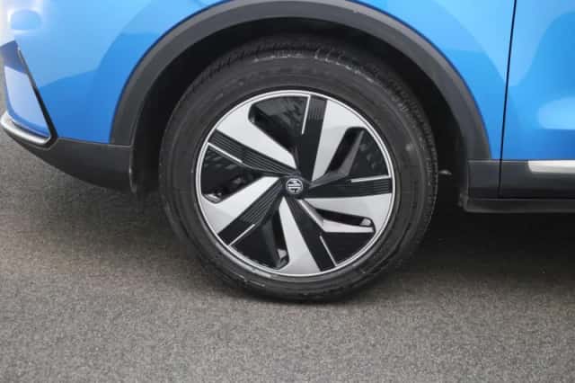 MG ZS EV (2023) thumbnail 12