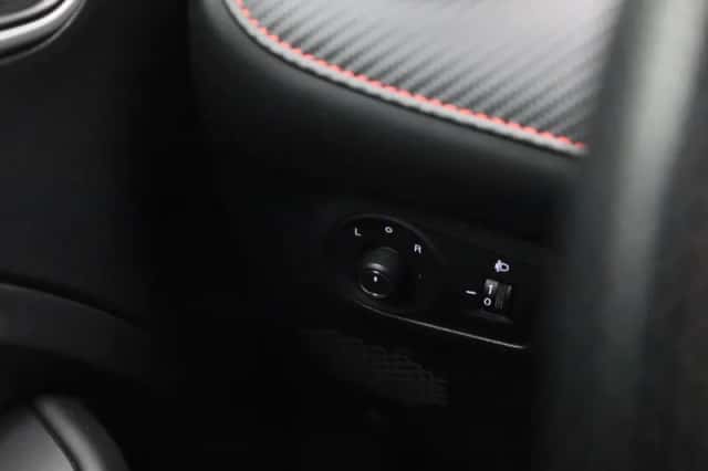 MG ZS EV (2023) thumbnail 24
