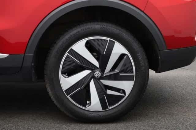 MG ZS EV (2023) thumbnail 13