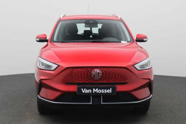 MG ZS EV (2023) thumbnail 3