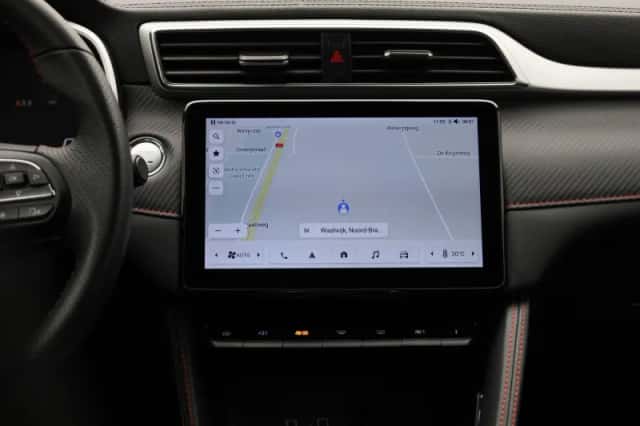 MG ZS EV (2023) thumbnail 9