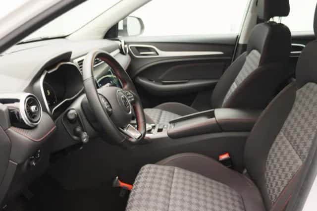 MG ZS EV (2023) thumbnail 11