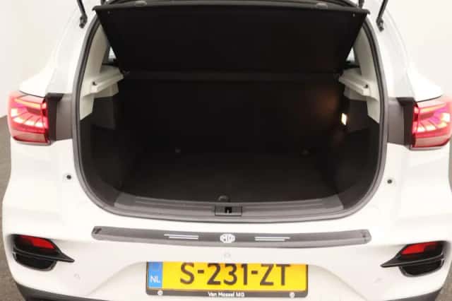 MG ZS EV (2023) thumbnail 13