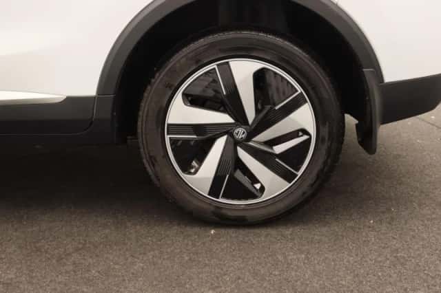 MG ZS EV (2023) thumbnail 15