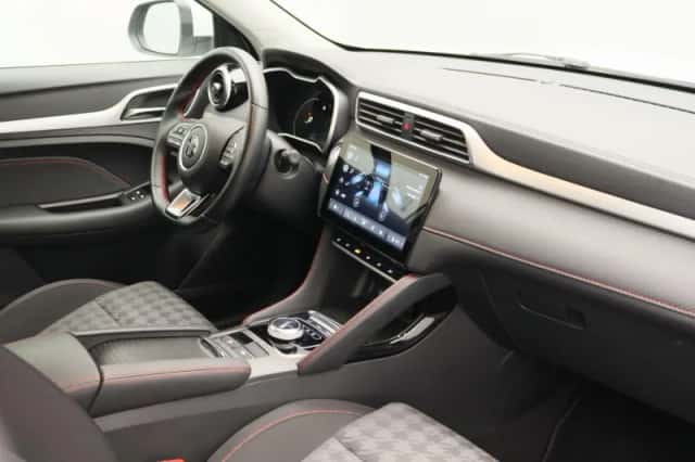 MG ZS EV (2023) thumbnail 28