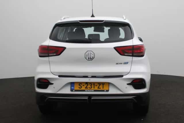 MG ZS EV (2023) thumbnail 6