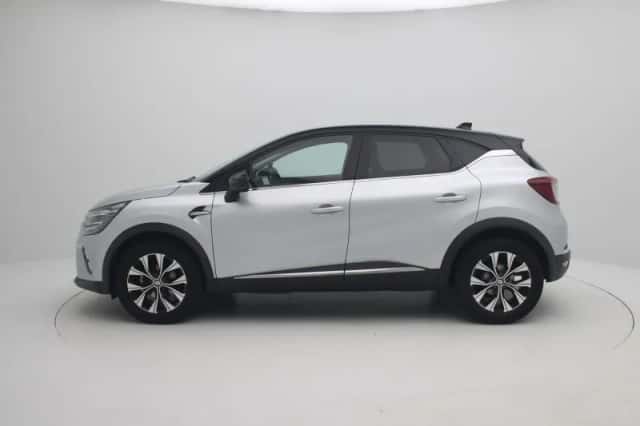 Renault Captur (2023) thumbnail 4