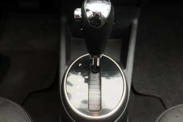 Hyundai i20 (2015) thumbnail 13