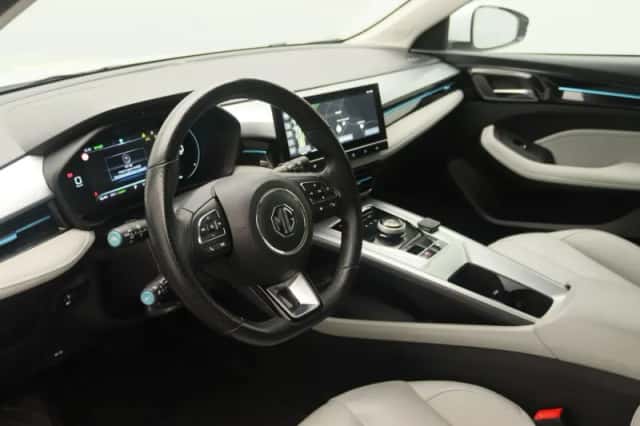 MG MG5 (2022) thumbnail 22